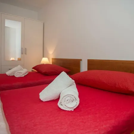 Ana Apartmán